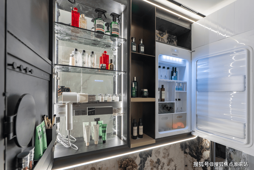 rk77售楼中心电话→楼盘百科→首页网站→首页网站→24小时热线CQ9电子保利外滩启Park77售楼处电话→上海保利外滩启Pa(图11)